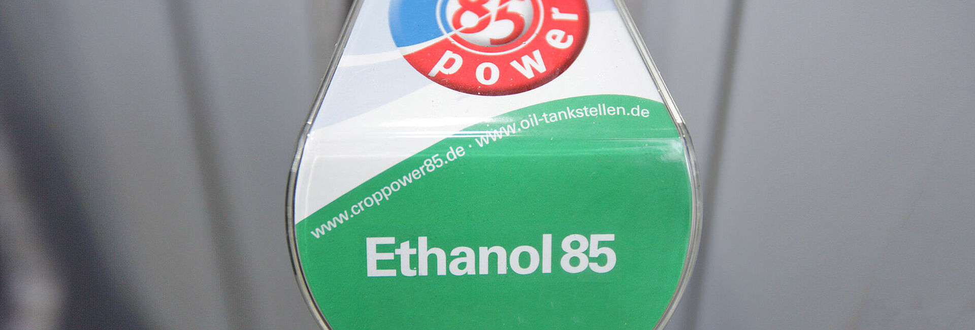 E85 an OIL!-Tankstellen in Hennef, Troisdorf und Saarlouis