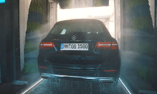 Auto waschen an deiner OIL! Station...
